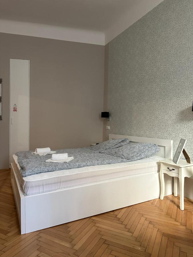 Nice 5 Apartments Szarajevó Kültér fotó