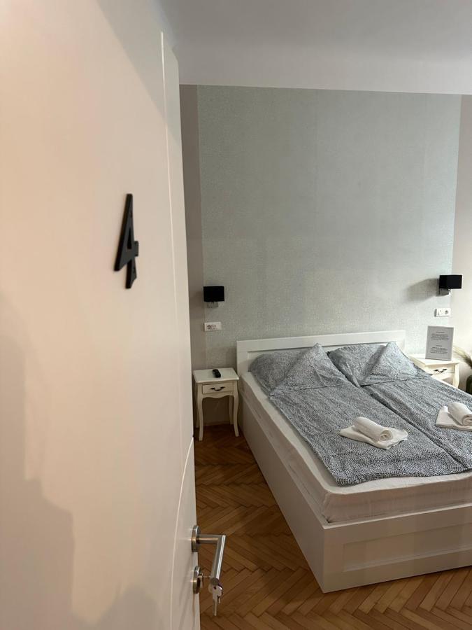 Nice 5 Apartments Szarajevó Kültér fotó